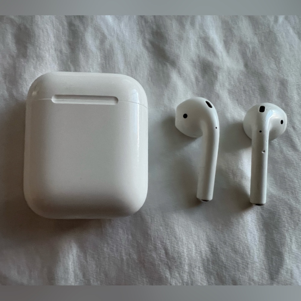 COPY - COPY - COPY - Apple AirPods 2nd Generation In-Ear Headsets with Charging…